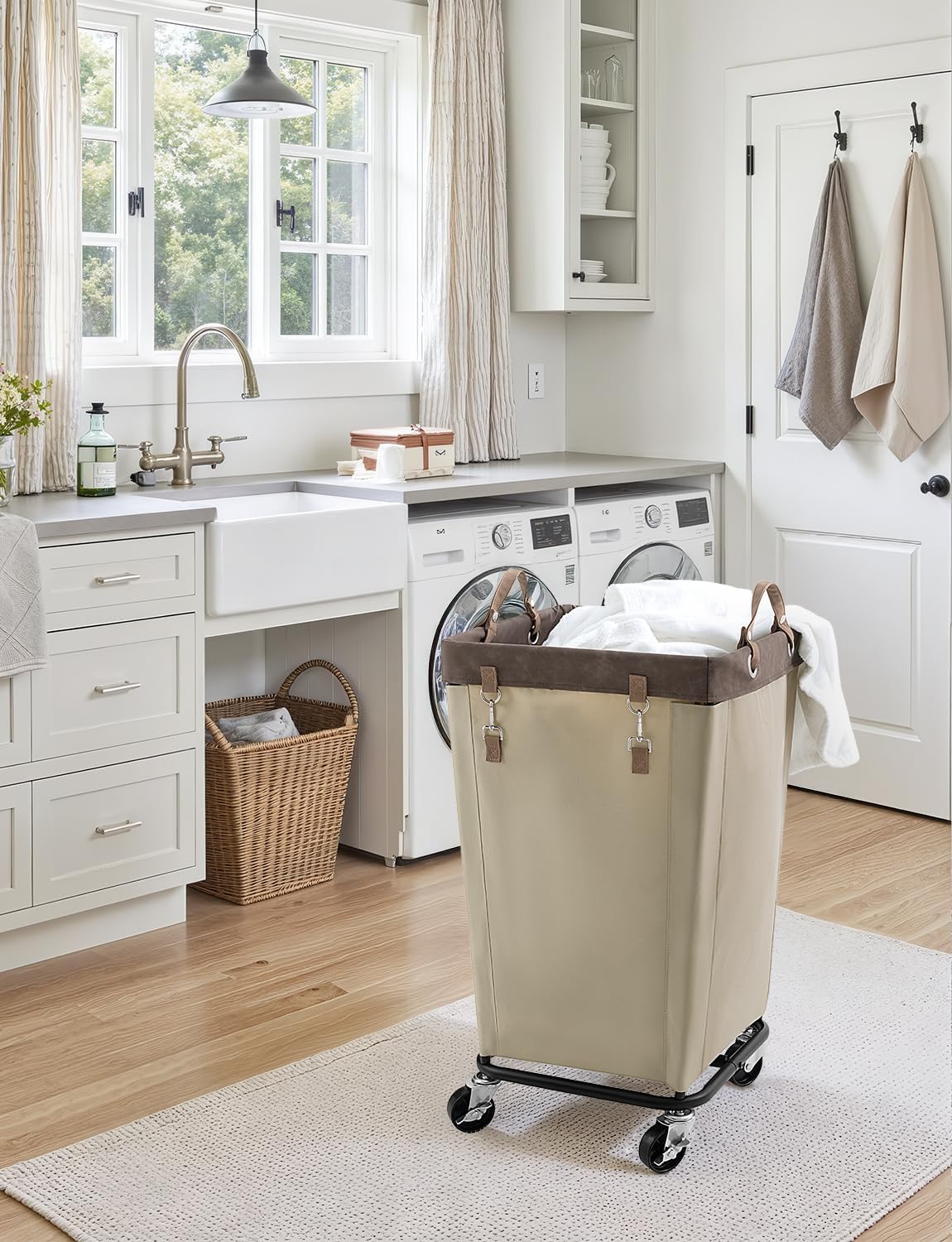 StorageWorks 160L Laundry Basket with Wheels, Large Rolling Hampers for Clothing Organizer, Dirty Clothes Basket for Hotel, Home, Closet, Dorm, Light Khaki