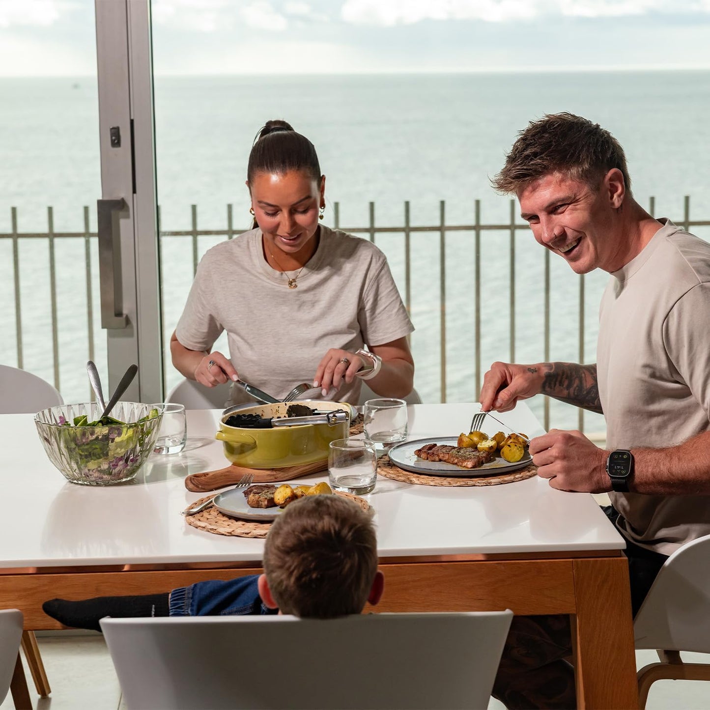 TrendPlain 16oz/470ml Blue Glass Olive Oil Sprayer for Cooking - 2 in 1 Olive Oil Dispenser for Kitchen Gadgets, Air Fryer, Salad, and BBQ - Black