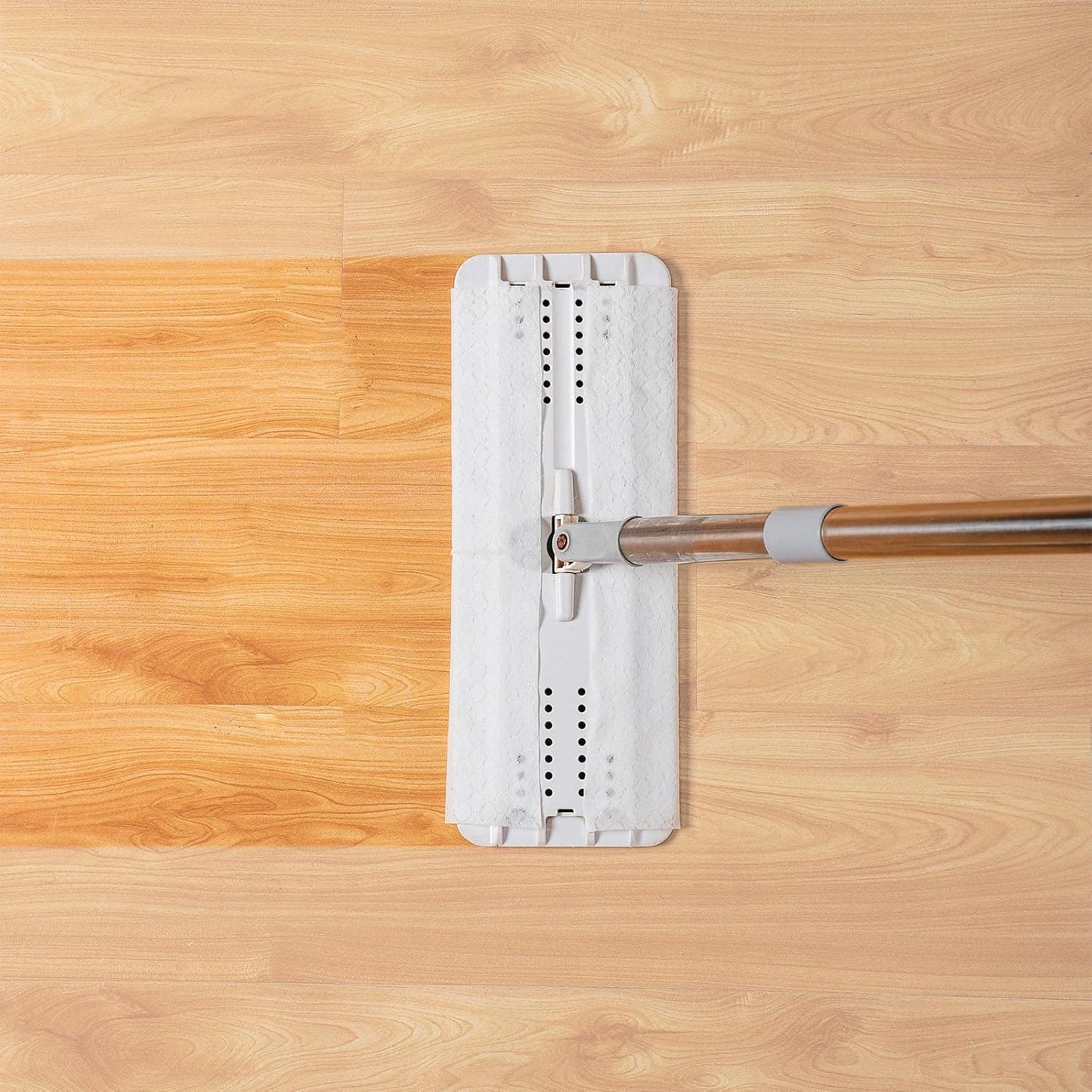 Hoolerry 900 Count Dry Sweeping Cloths Dry Mop Refills Sweeper Dusting Cloths Disposable Duster Refills Floor Mop Pads, 11.81 x 8.66 inch