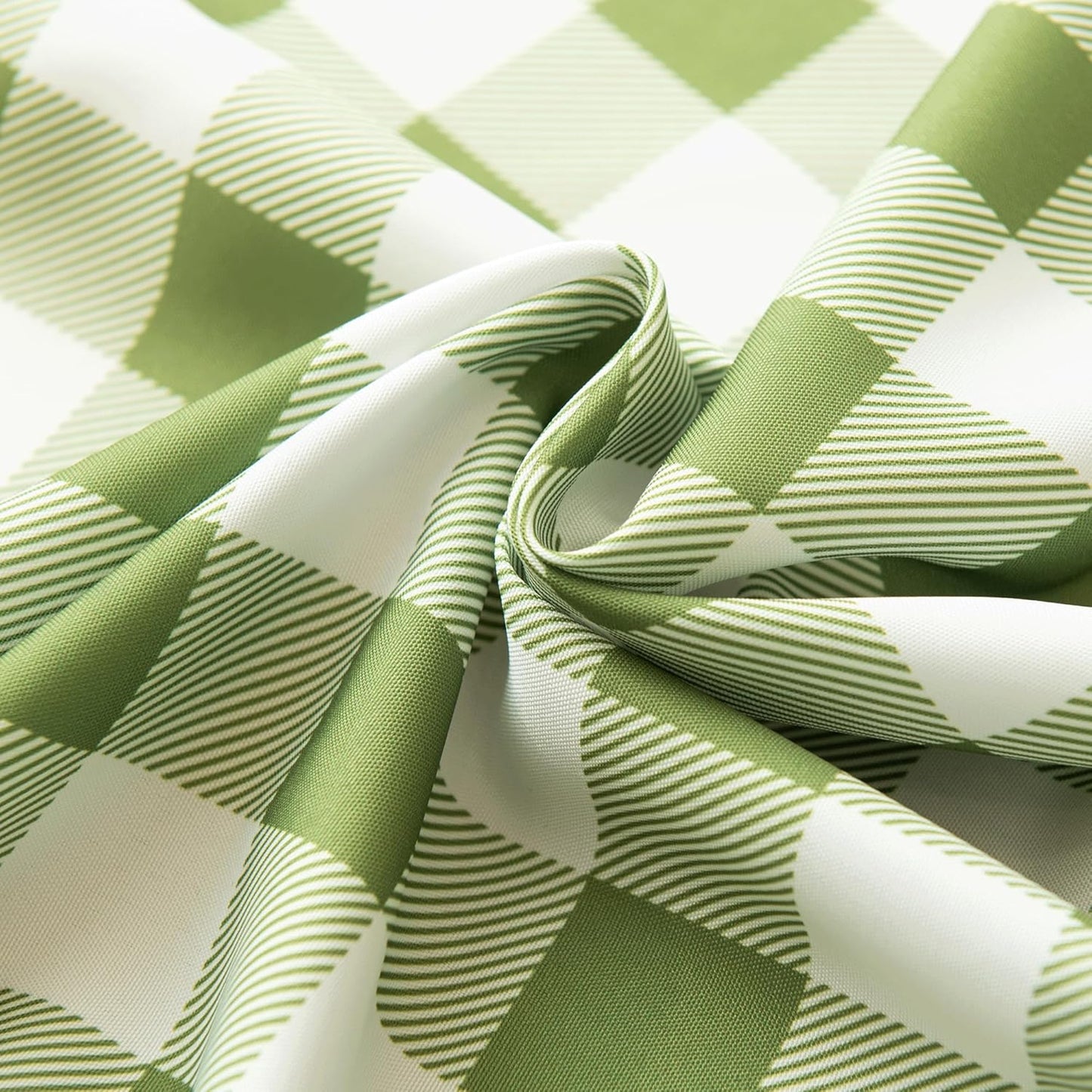 Classic Gingham Buffalo Tablecloth Fabric - Oblong 90x132 Inch Water Proof Checkered Table Cloth for Indoor Outdoor - Table Cover for Birthday, Picnics, BBQs, and Parties