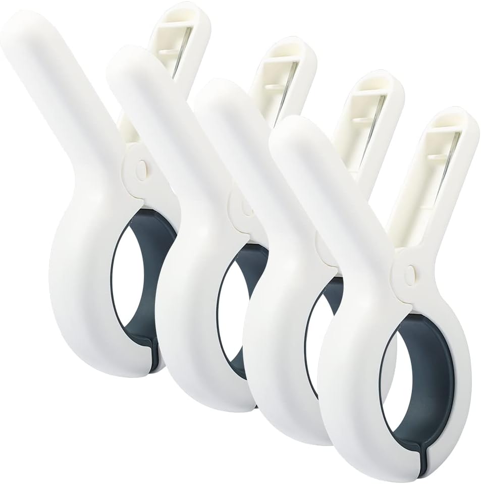 Beach Towel Clip, 4 PCS Large Cloth Pins, Quilt Drying Clip, Plastic Clothespins, Strong Grip Holder to Dry Laundry on Clothesline and Hanging Rack