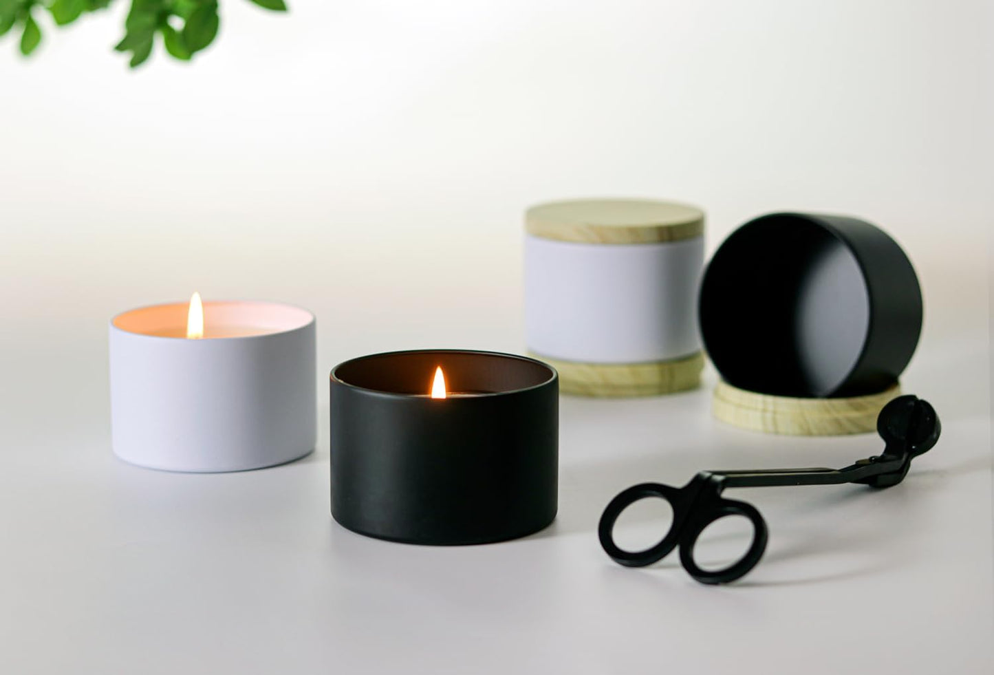 Aroparc Candle Tins 8oz with Lids, 24 Pack Seamless Candle Containers for Candle Making Supplies Empty Candle Jars - Wood Grain Lids Black Tins