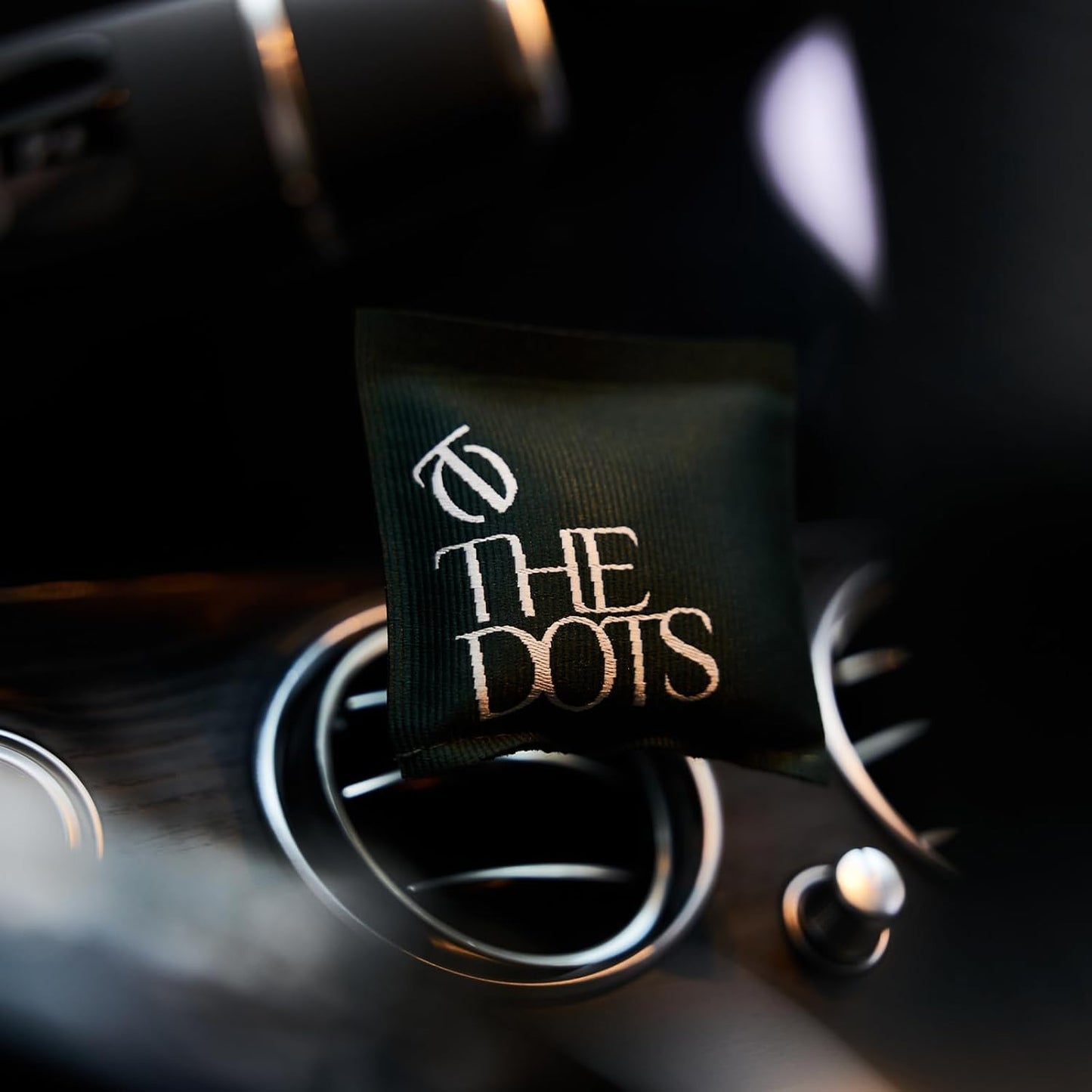 THEDOTS Series Frosted Ebony Car Vent Clip, Fabric Sachet Air Freshener, 30 Days Long-Lasting for Car Interior Decor, Non-Toxic (1 Pack)