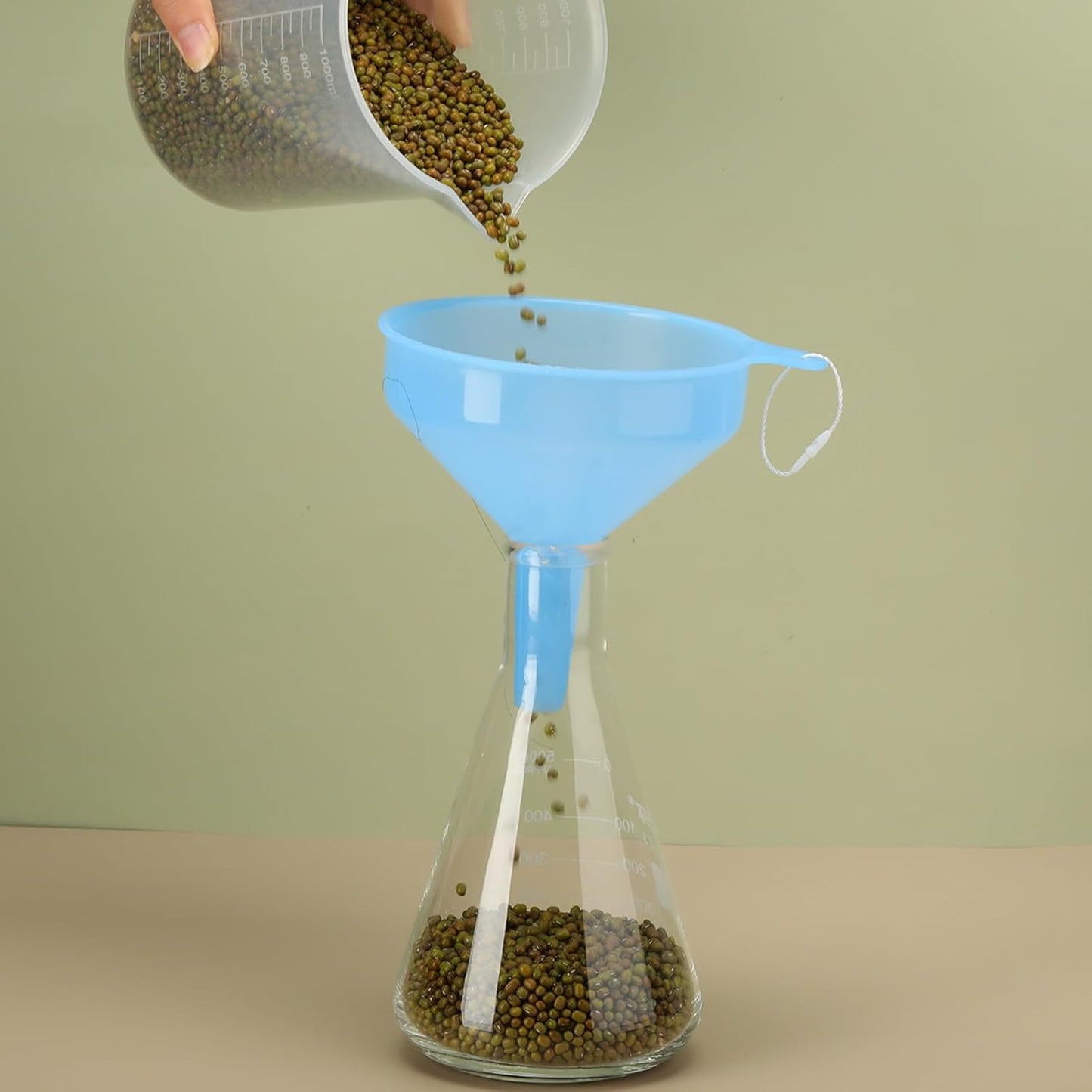 Honeydak 9 Pcs Multi-Purpose Plastic Funnels 4.7 Inch Wide Mouth Funnels for Filling Bottles, Jars, Containers Lab Use Oil Funnel for Gas, Car Oil, Lubricants and Fluids (Pink,Blue,Green)