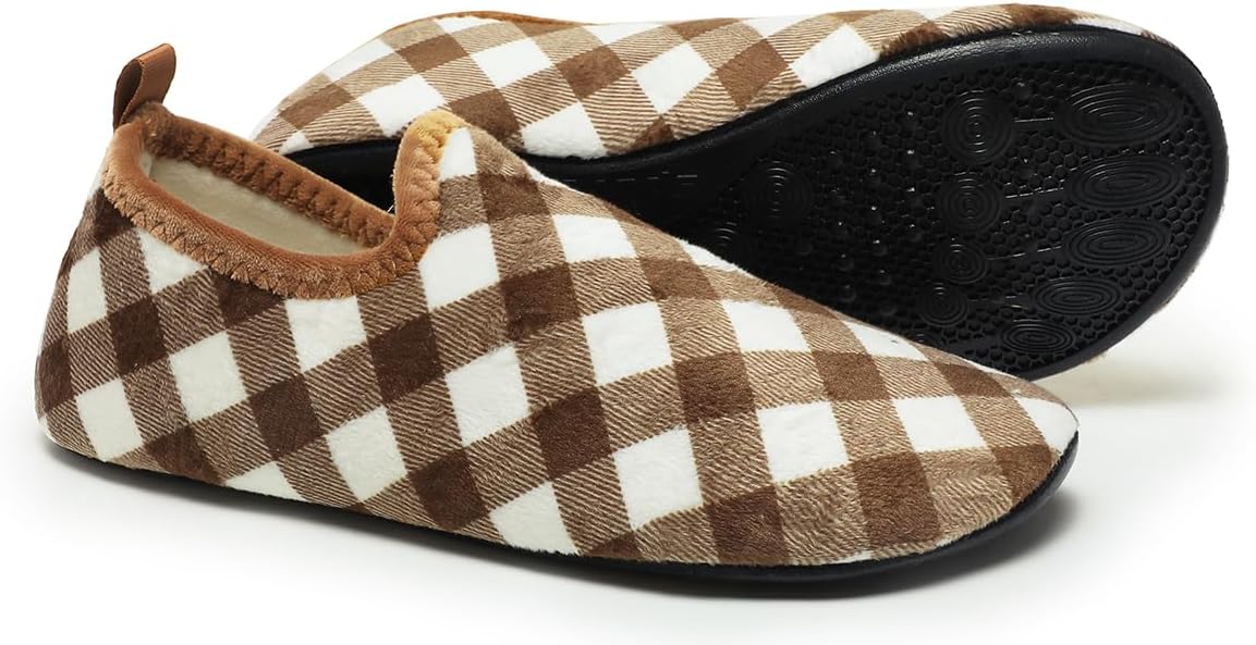 QZKDM Lightweight Slip on Grip Indoor House Slippers Barefoot Non Slip Home Exercise Yoga Shoes for Men Women