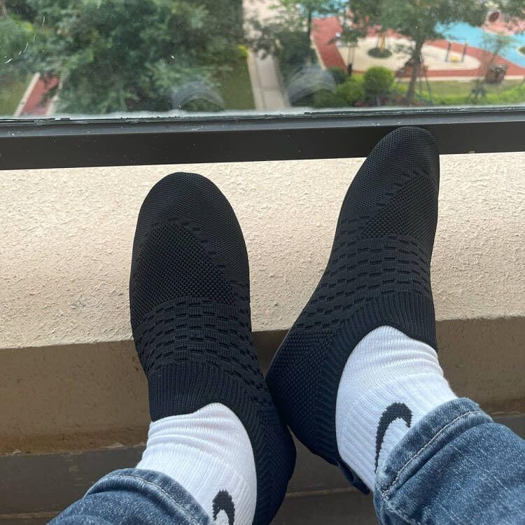 QZKDM Lightweight Slip on Grip Indoor House Slippers Barefoot Non Slip Home Exercise Yoga Shoes for Men Women