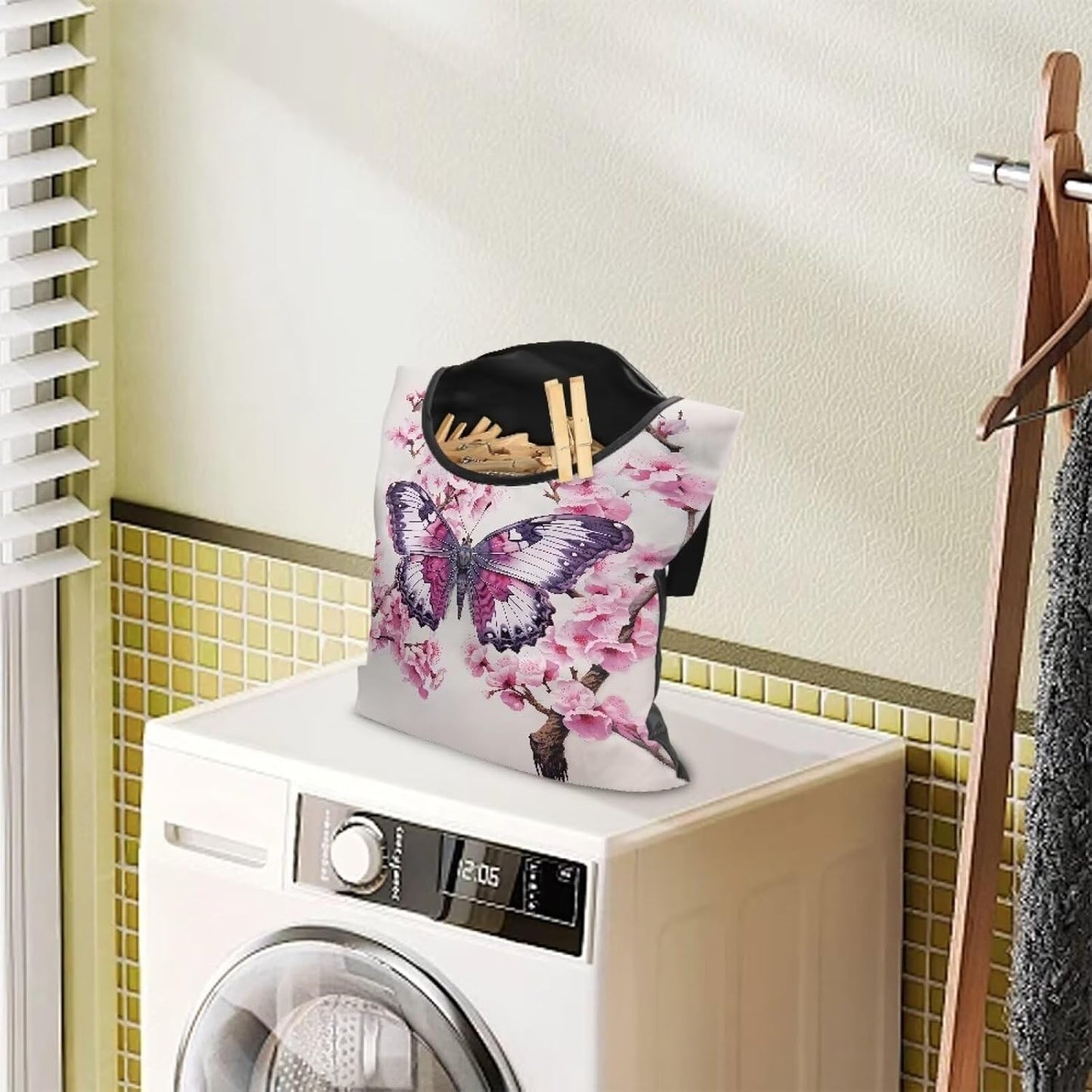 Clothes Pin Hanging Bag, Butterfly Clothes Pins Bag Holder Outdoor 4.Stylish Clothespin Bag with Hanging Rope for Clothes Pin and Clothespin