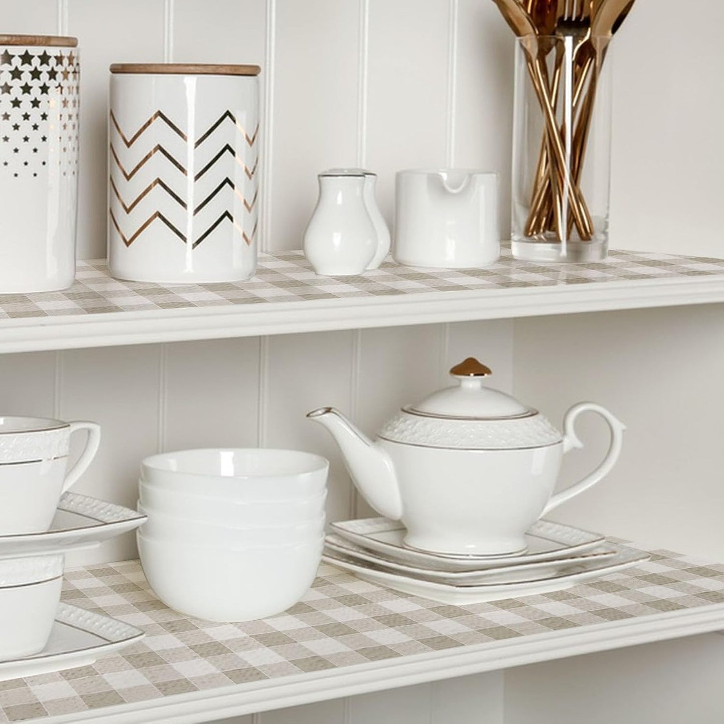 Drawer Shelf Liner, Non-Slip Kitchen Cabinet Liners Non-Adhesive Thick Strong Grip Waterproof Mats Protect Dresser Shelves Cupboard Bathroom Cabinets, Green Plaid, 23.6 in X 30 FT