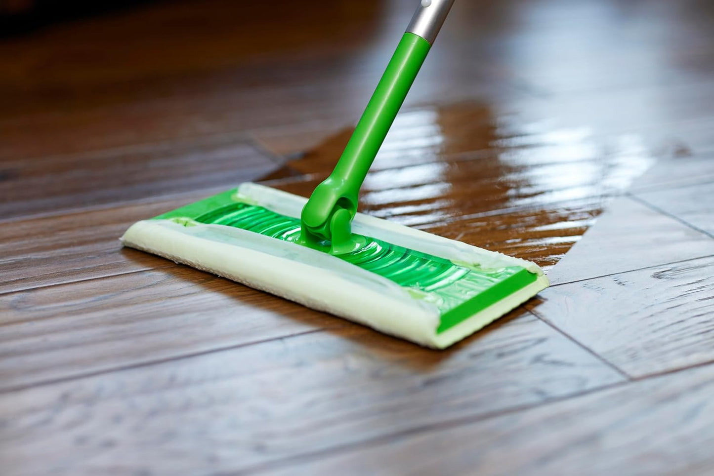 Amazon Basics Wet Mopping Cloth Refills, 24 Count (Fits Swiffer Sweeper Mop Heads)