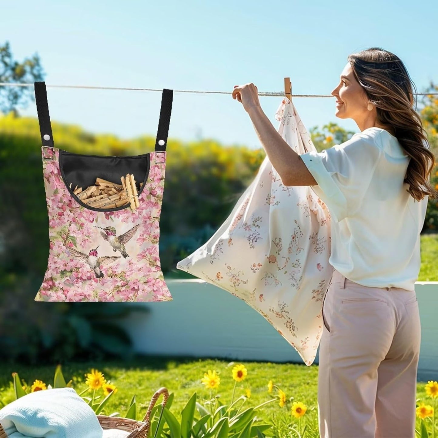 Hummingbird and Cherry Blossom Clothes Pin Hanging Bag, Clothes Pin Hanging Bag Space-Saving Organize Clothespin Bag Large Capacity Clothespin Bag with A Large Opening for Clothesline Outdoor