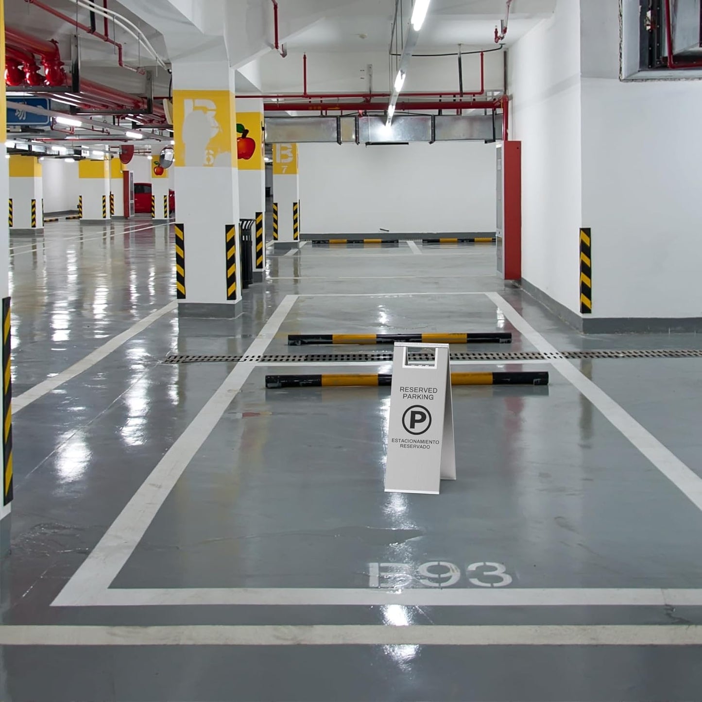 Reserved Parking Sign – Foldable Heavy Duty Plastic A-Frame with Bold “P” Symbol, Bilingual English & Spanish – 24" Tall Reserved Spot Marker for Storefront, Driveway, Garage – Silver