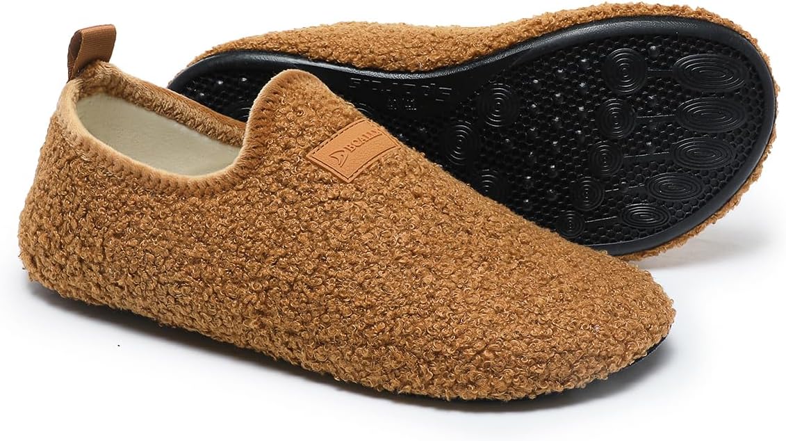 QZKDM Lightweight Slip on Grip Indoor House Slippers Barefoot Non Slip Home Exercise Yoga Shoes for Men Women