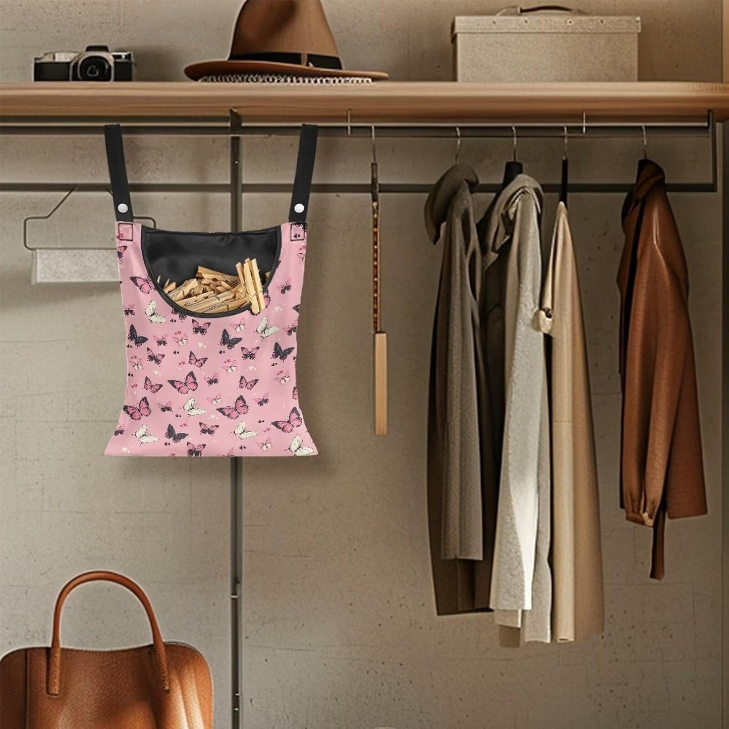 Butterfly Print Clothes Pin Hanging Bag, Stylish Clothespin Bag with Hanging Rope Clothes Pins Bag Holder Outdoor for Clothespin