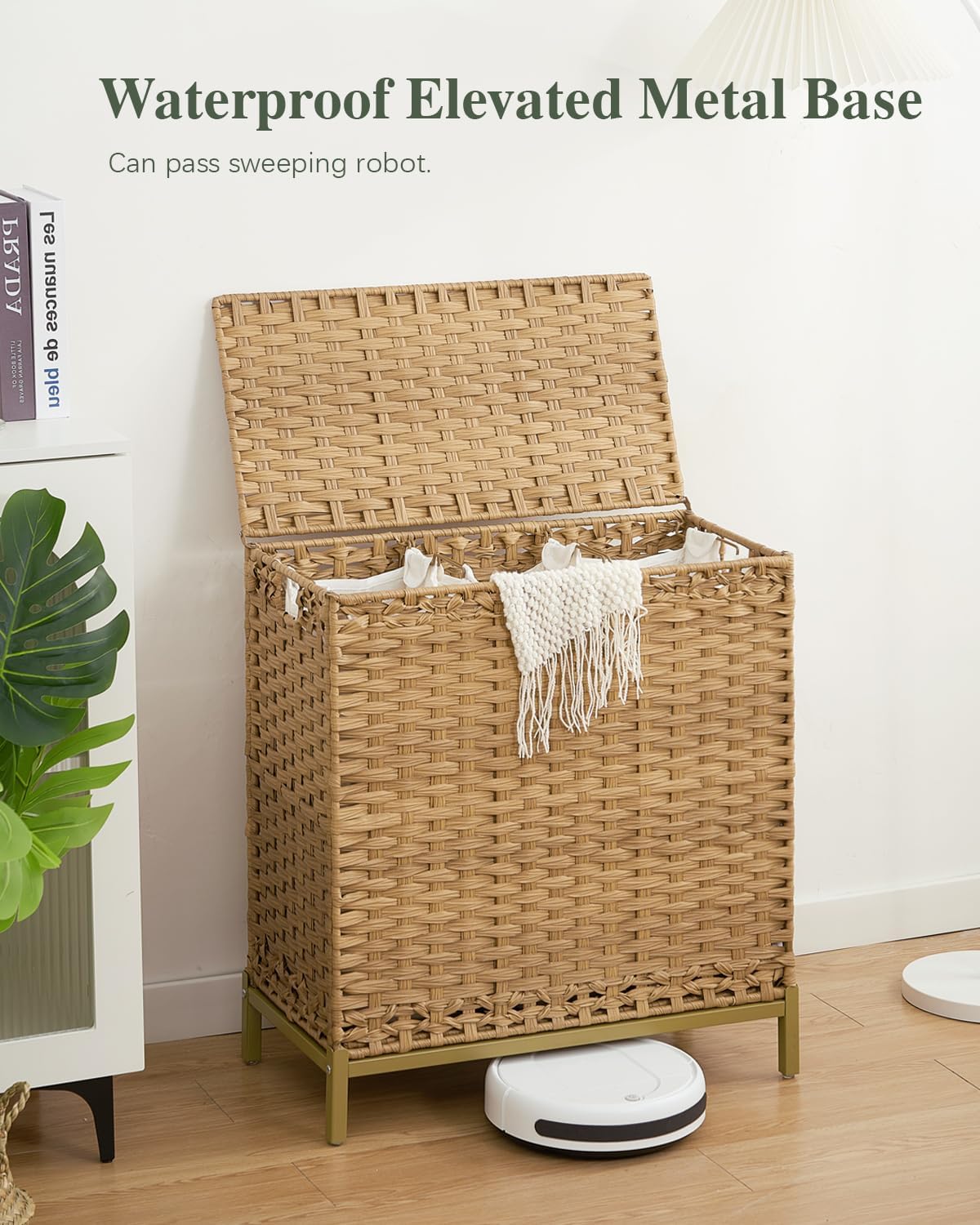 Laundry Hamper with Lid 132 L, (35 Gallons) Clothes Hamper with Lid, Handwoven Rattan Laundry Hamper with Metal Heightened Feet, Laundry Hampers with 3 Removable Liner Bags for Laundry-Natural