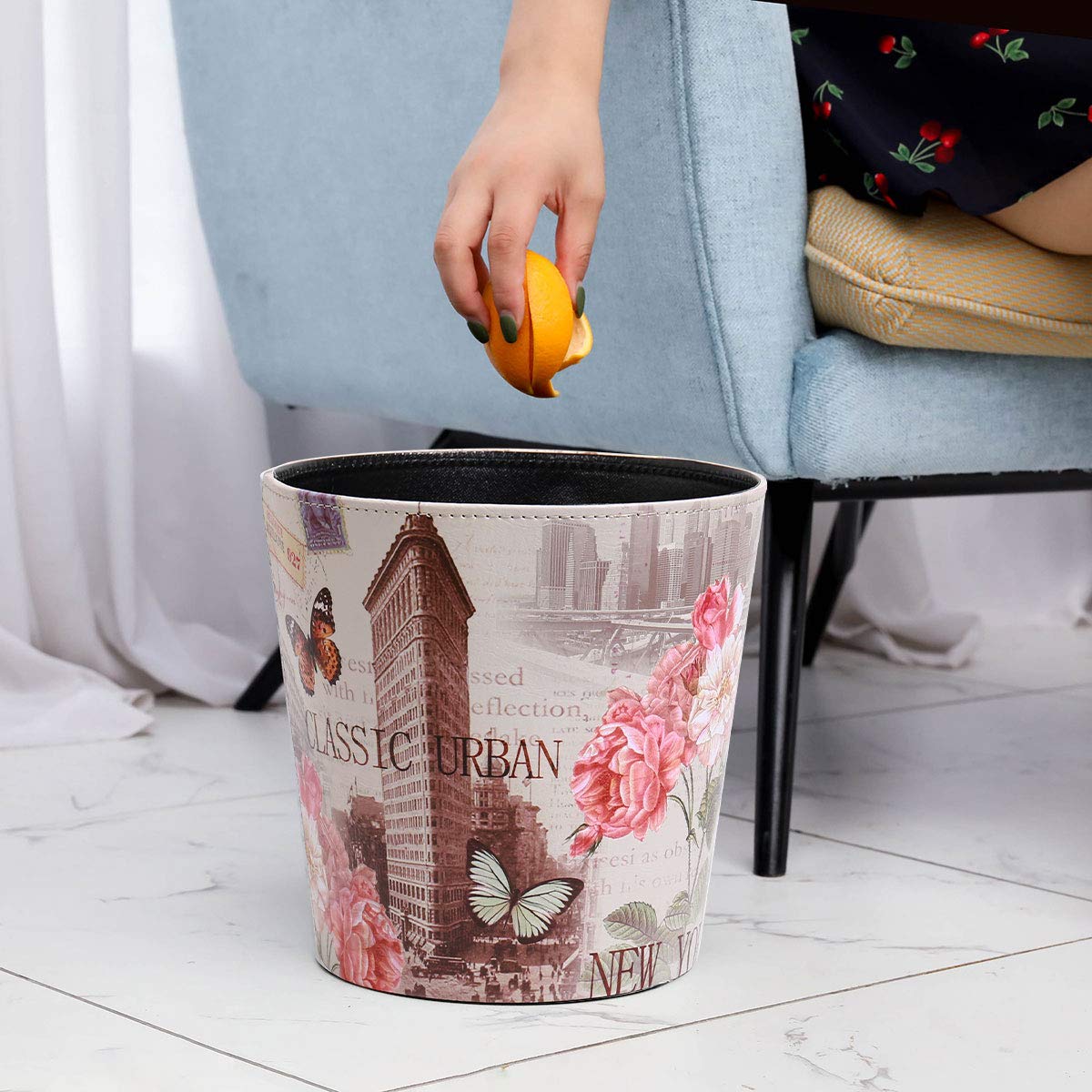 PU Leather Small Trash Can Wastebasket, Round Garbage Container Basket for Bathrooms, Laundry Room, Kitchens, Offices, Kids Rooms, Bedrooms,Dorms,Home Decorative Art Bin, 2.9 Gallon(Classic Urban)