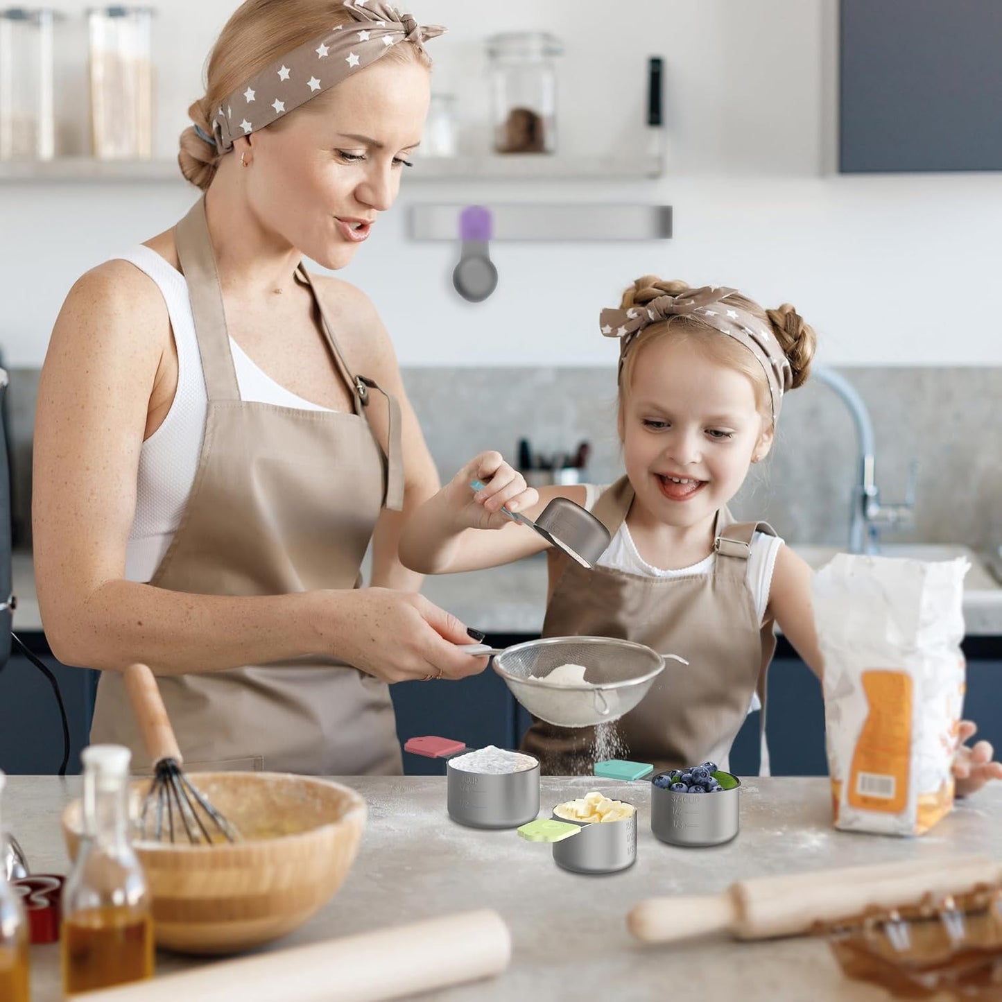 Magnetic Measuring Cups, 5 Stainless Steel Nesting Measuring Cup Set for Measuring Dry or Liquid Ingredients