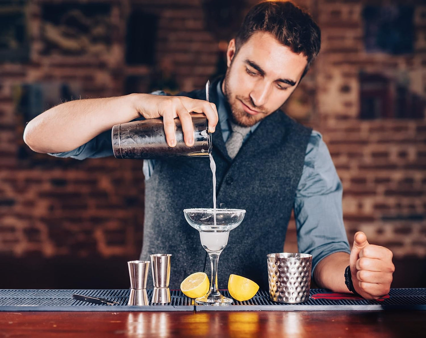 Citric Acid Powder - Bulk 50 lb - Food Grade - Anhydrous Fine Granular - Sour Flavor Enhancer & Preservative - Natural Cleaner Descaling Concentrate - Soap Skincare Bath Bomb Cosmetic Ingredient